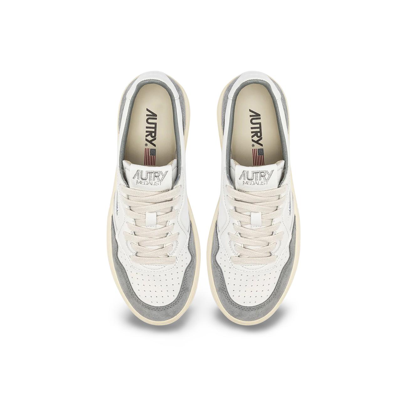 Sneakers uomo Medalist Low in pelle suede Grigio AULM GS37 AUTRY