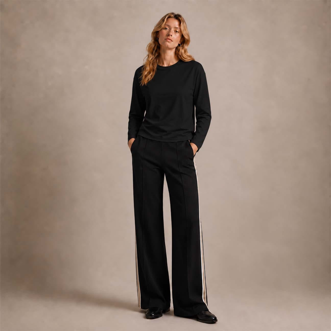 T-Shirt donna in cotone Nero ZAFRA NERO WOC 