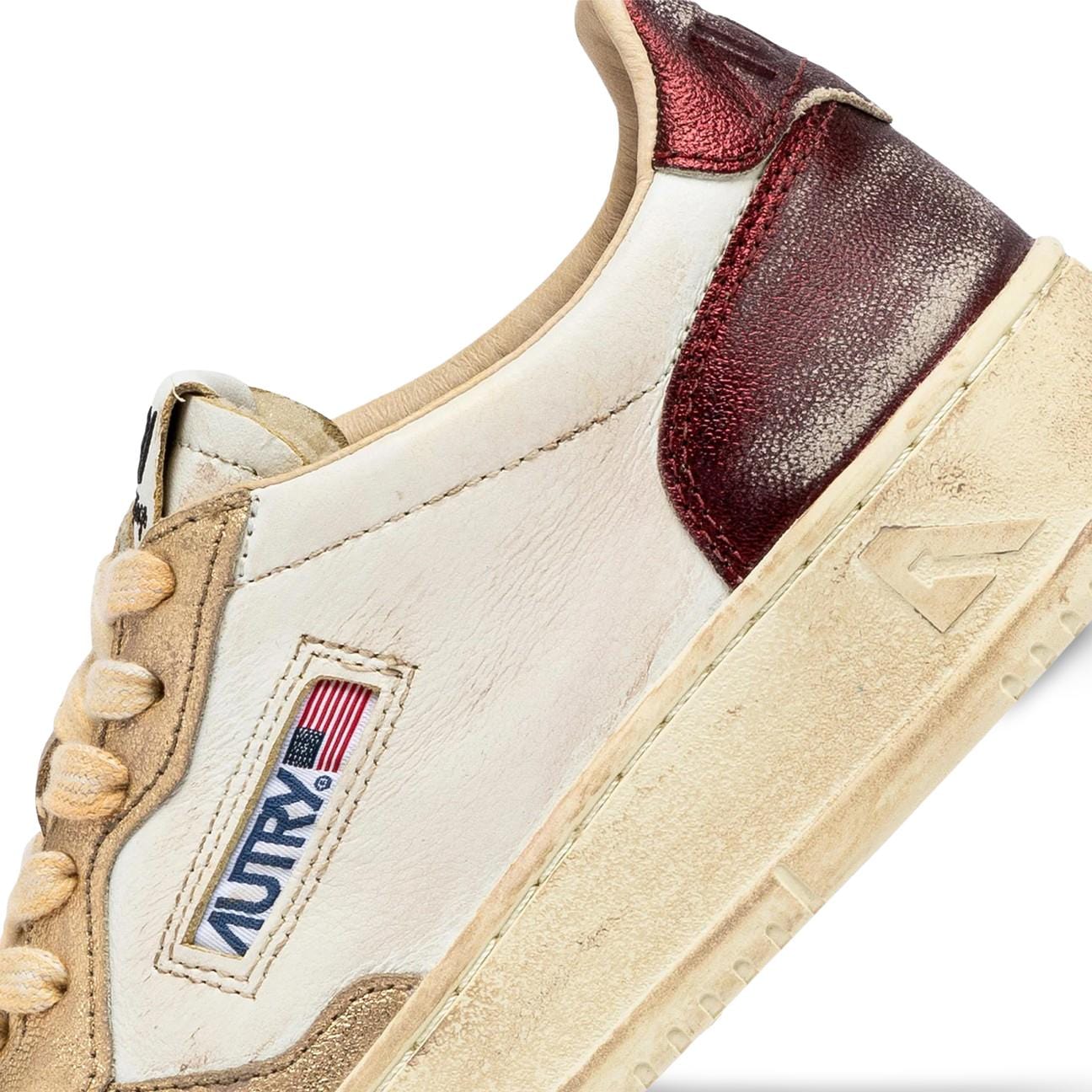 AUTRY Sneakers donna Medalist Low Super Vintage Rosso Oro