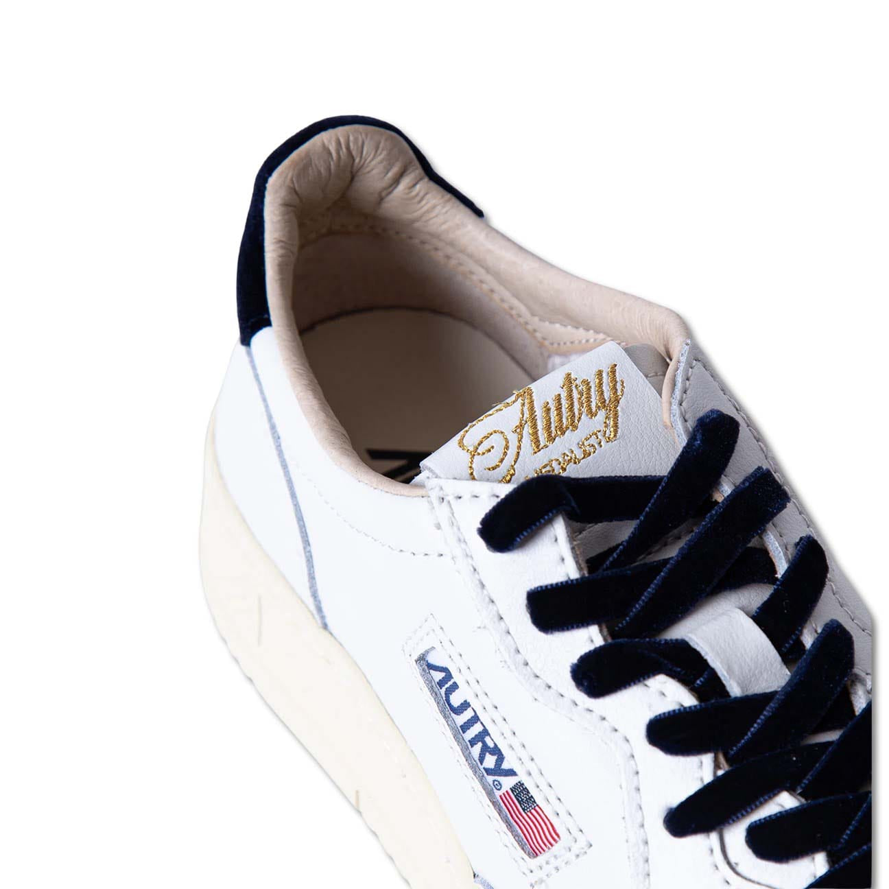 AUTRY Sneakers donna Medalist Low VZ02 Bianco e Blue