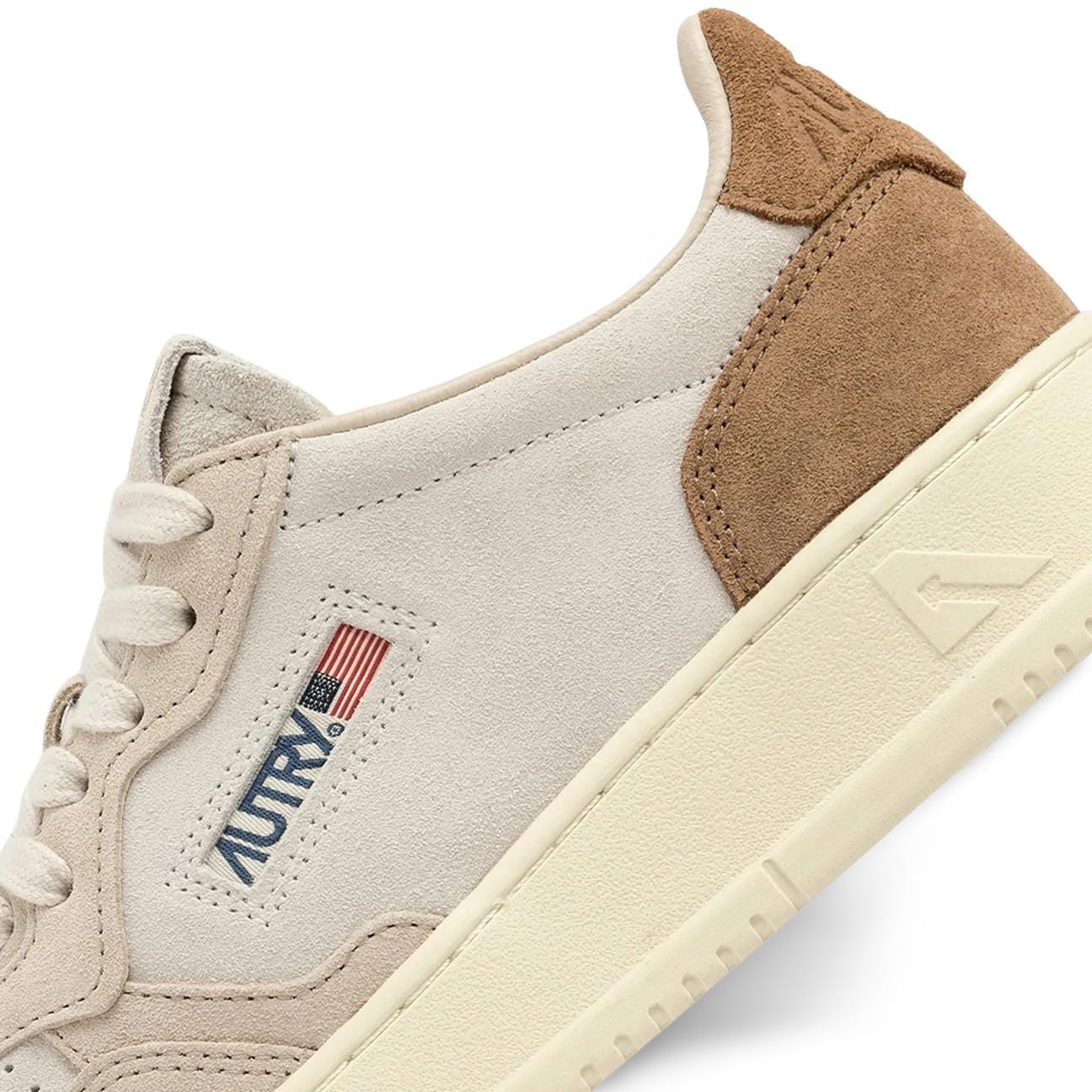 AUTRY Sneakers donna Medalist suede Grigio Sand Cigar