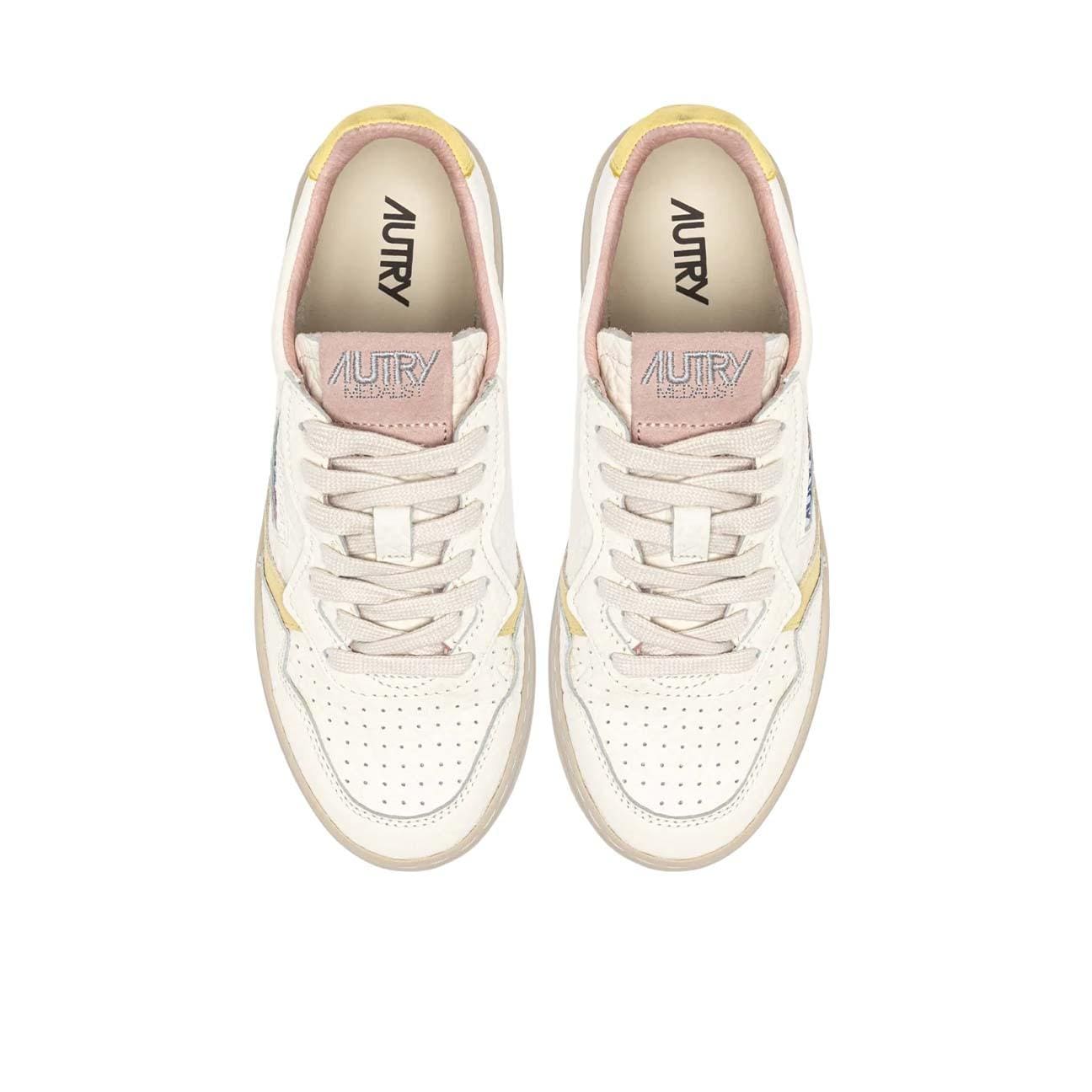 AUTRY Sneakers donna Medalista Low in pelle Lemon e Silk