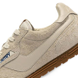 AUTRY Sneakers donna  Windspin in suede Biscuit