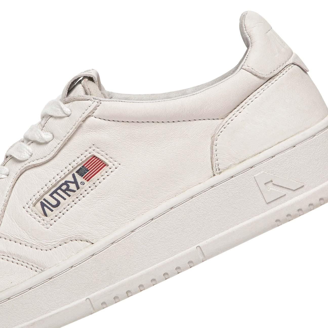 AUTRY Sneakers uomo Medalist Low in nappa Soft Bianco Ottico