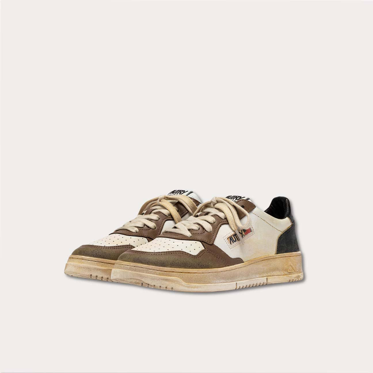 AUTRY Sneakers uomo Medalist Low Super Vintage SV60 Tabacco