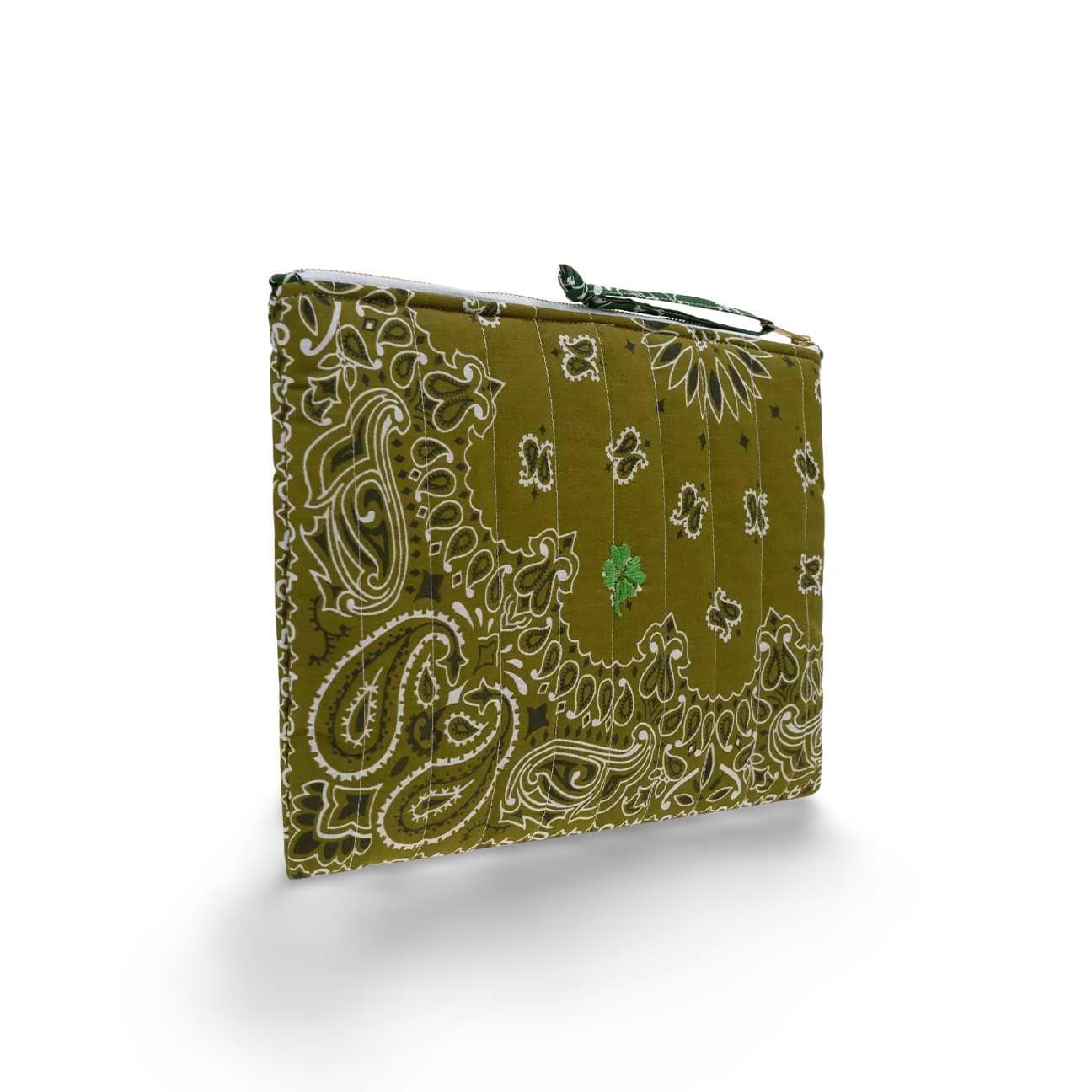 CALL IT BY YOUR NAME Pochette in bandana matelassè Green Bronze