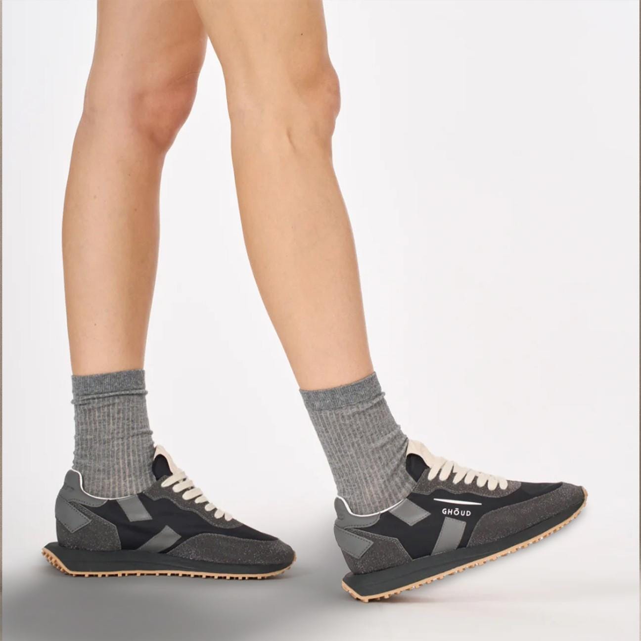 GHOUD Sneakers donna Rush Low Monoblock Nero