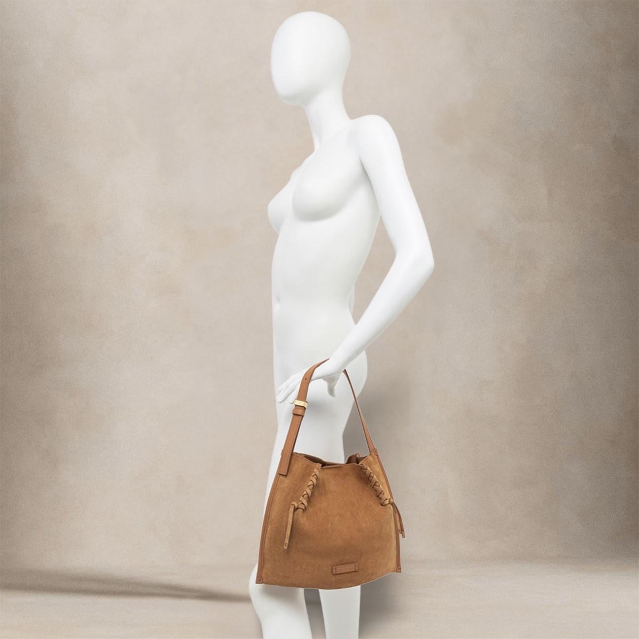 GIANNI CHIARINI Borsa donna Dory medium in pelle scamosciata Beige