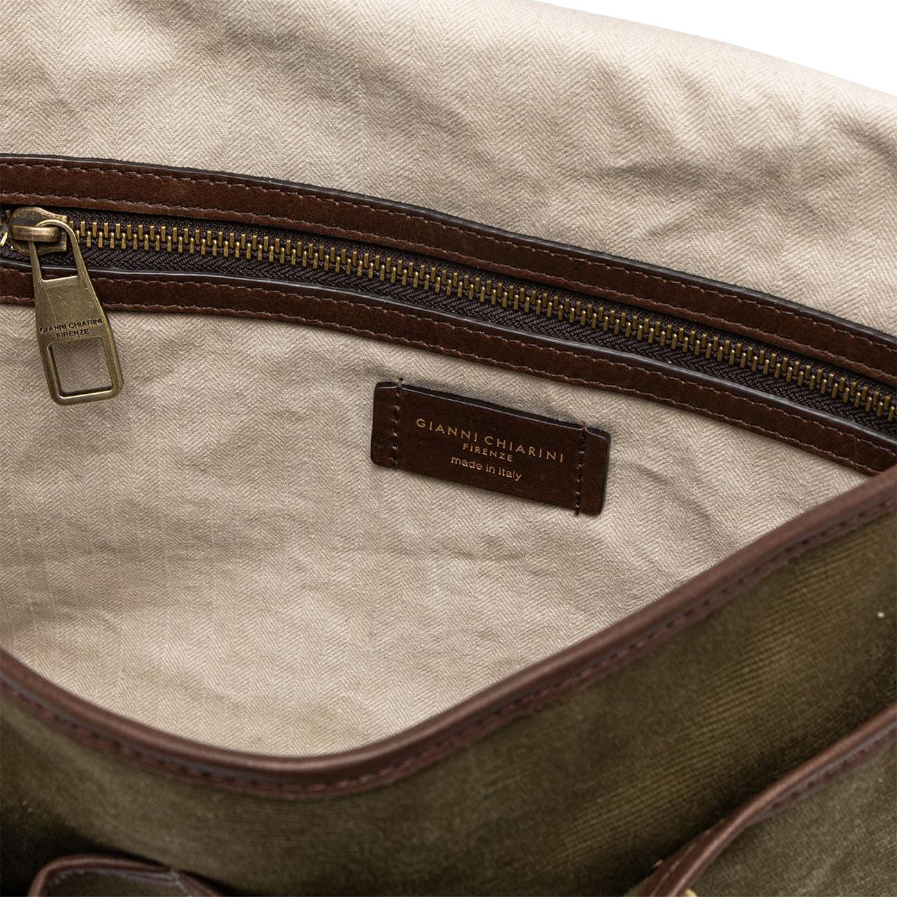 GIANNI CHIARINI Borsa uomo in canvas Verde Militare