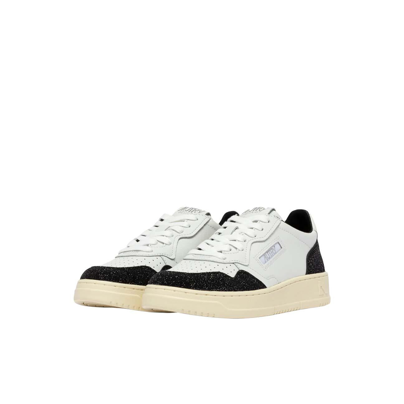 Sneakers donna Medalist Low in pelle Stars Black AULW PK03 AUTRY 