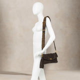 Borsa donna Mirea in pelle scamosciata Moka BS12031 CM NASPM 974 GIANNI CHIARINI 