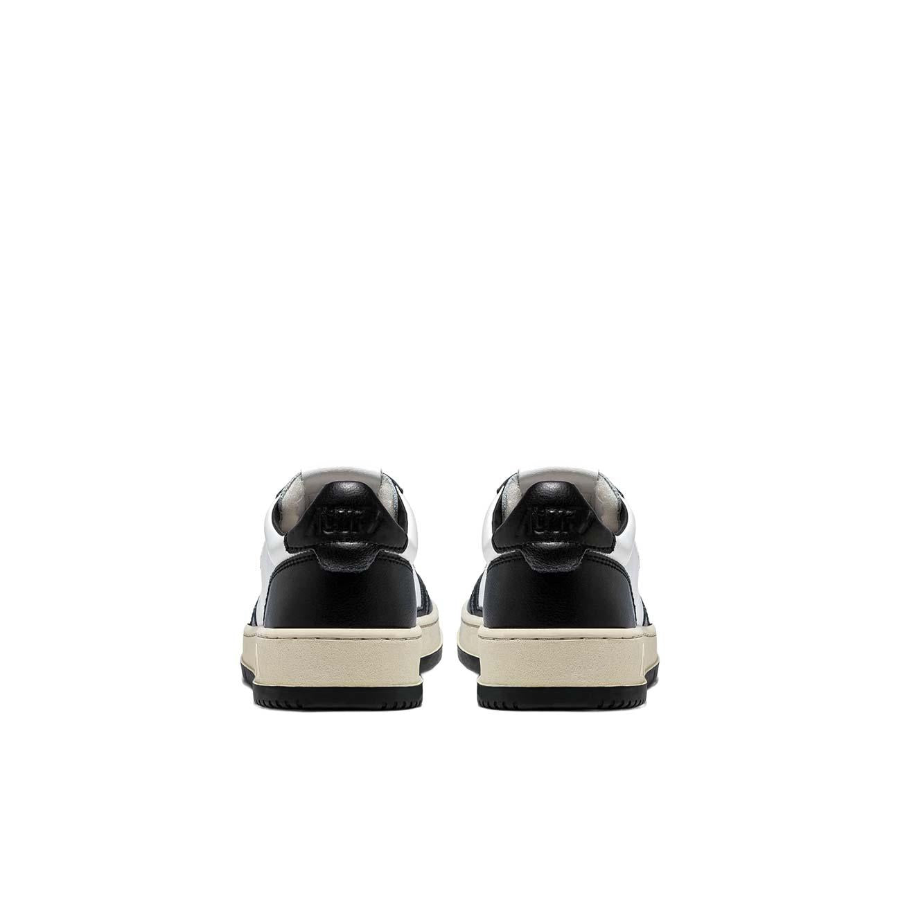 Sneakers donna Medalist  Low bicolor Bianco e Nero AULW BW01 AUTRY 