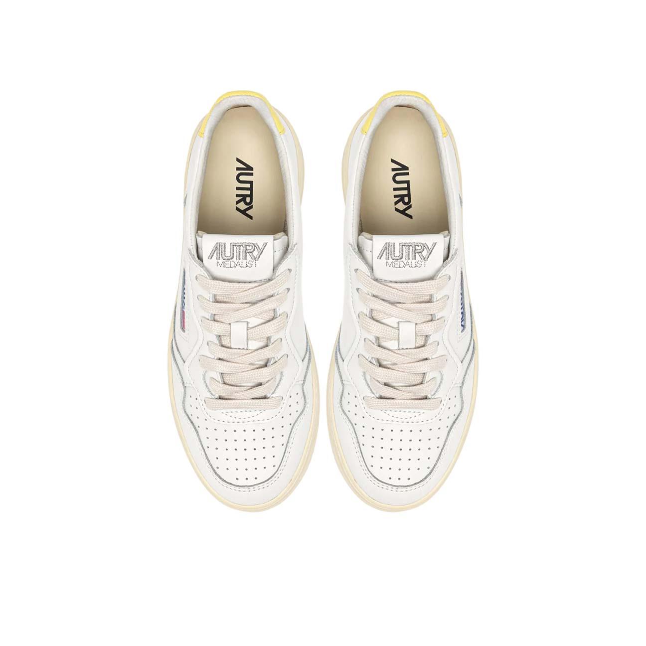 Sneakers donna Medalista Low LL09 Giallo AULW LL09 AUTRY 
