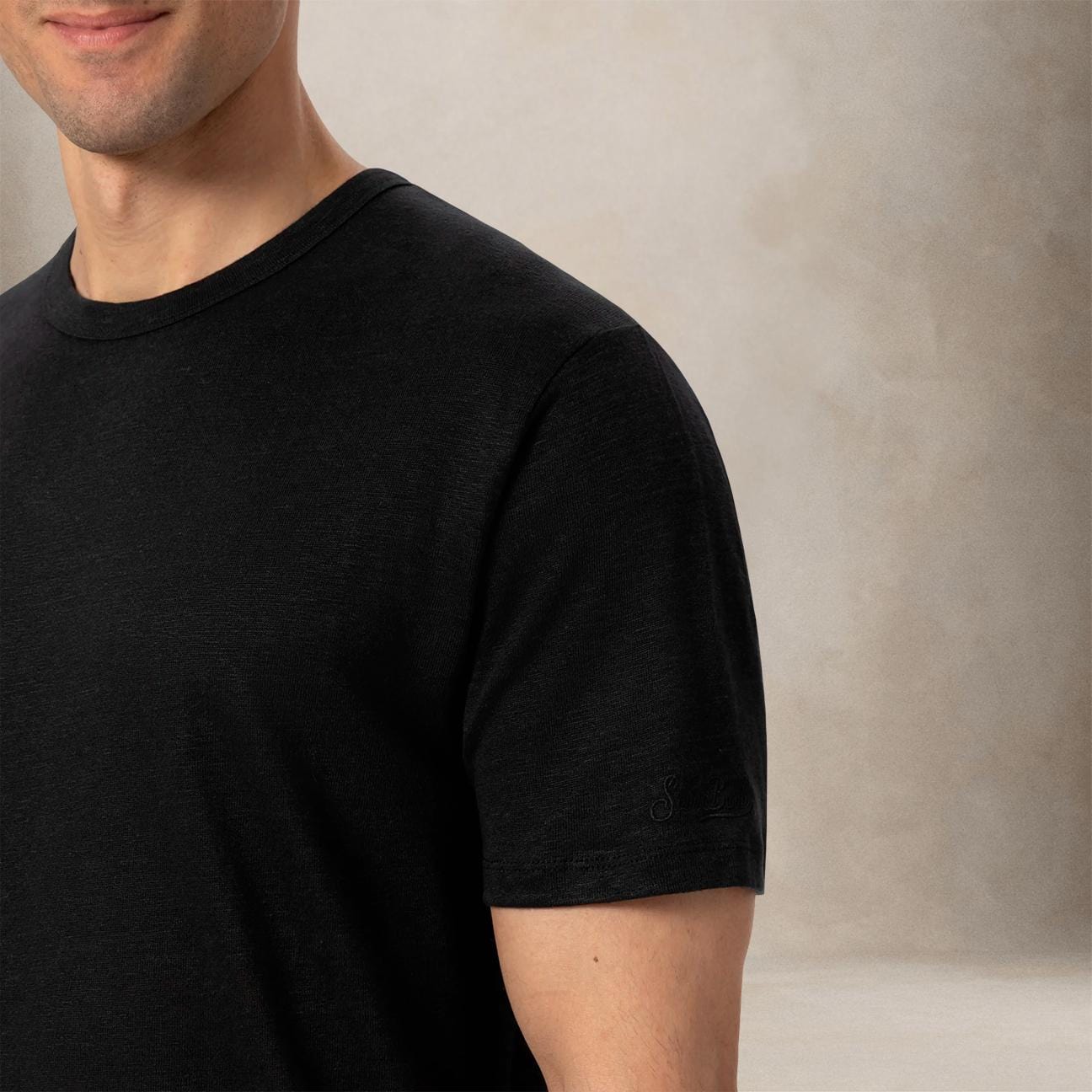 MC2 SAINT BARTH T-Shirt uomo Ecstasea in lino Nero