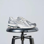 NEW BALANCE Sneakers donna1906REE Silver
