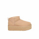 UGG Stivali Classic Ultra Mini Platforn Sand