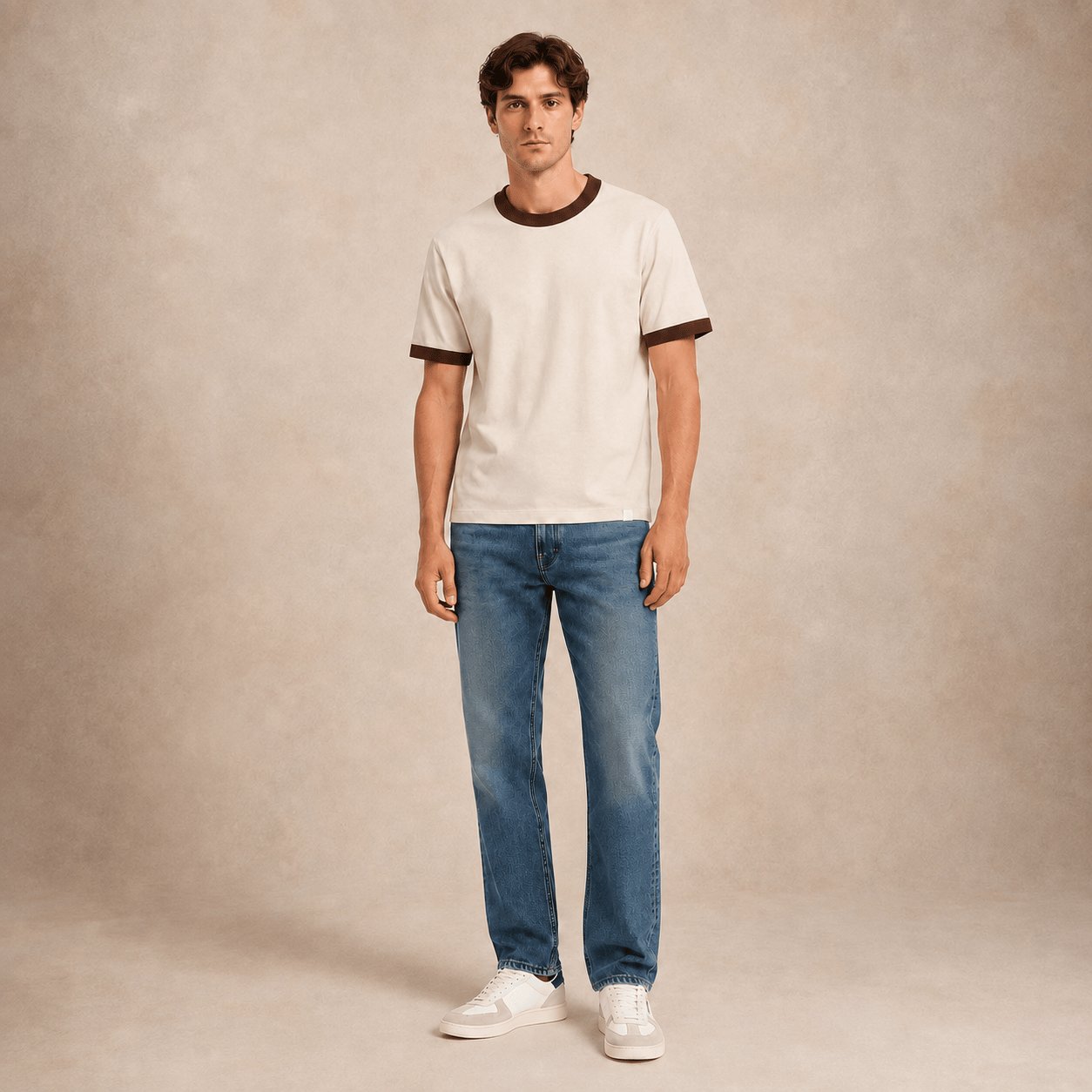 WOC T-Shirt uomo con bordo in contrast Avorio Marrone